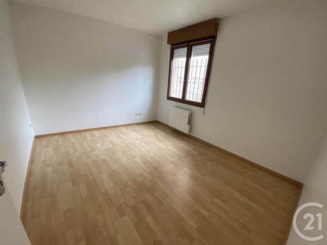 Afficher la photo en grand Appartement F3 à louer - 3 pièces - 59.93 m2 - CERGY - 95 - ILE-DE-FRANCE - Century 21 Osmose