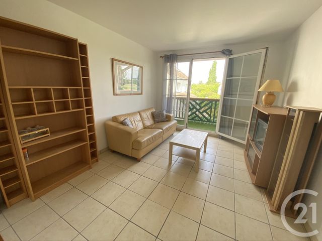 Appartement F2 à louer - 2 pièces - 36.0 m2 - CERGY - 95 - ILE-DE-FRANCE - Century 21 Osmose