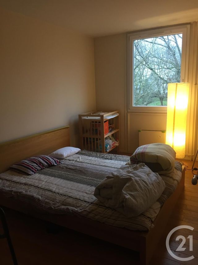 Afficher la photo en grand appartement à louer - 4 pièces - 82.0 m2 - CERGY - 95 - ILE-DE-FRANCE - Century 21 Osmose