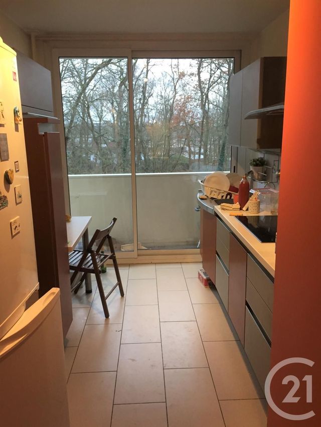 Afficher la photo en grand appartement à louer - 4 pièces - 82.0 m2 - CERGY - 95 - ILE-DE-FRANCE - Century 21 Osmose