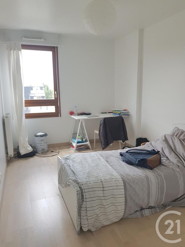 Afficher la photo en grand Appartement F4 à louer - 4 pièces - 81.38 m2 - CERGY - 95 - ILE-DE-FRANCE - Century 21 Osmose