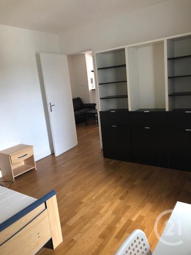 Afficher la photo en grand Appartement F5 à louer - 5 pièces - 98.5 m2 - CERGY - 95 - ILE-DE-FRANCE - Century 21 Osmose