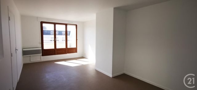 Afficher la photo en grand Appartement F3 à vendre - 3 pièces - 70.11 m2 - PONTOISE - 95 - ILE-DE-FRANCE - Century 21 Osmose