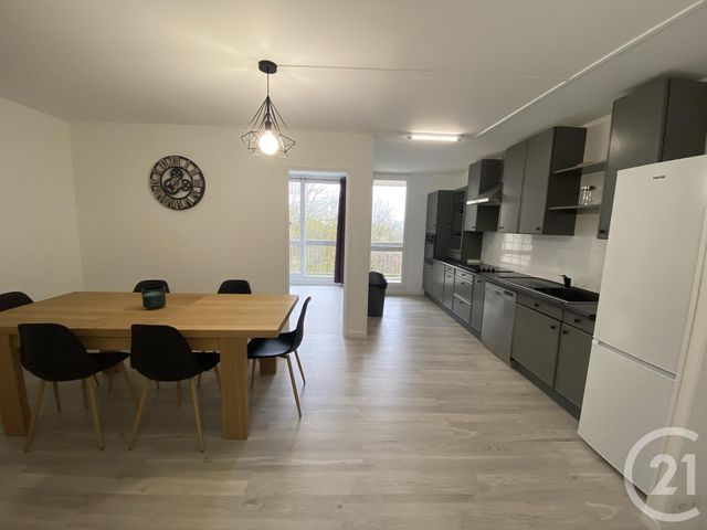 Afficher la photo en grand Appartement F6 à louer - 6 pièces - 100.73 m2 - CERGY - 95 - ILE-DE-FRANCE - Century 21 Osmose