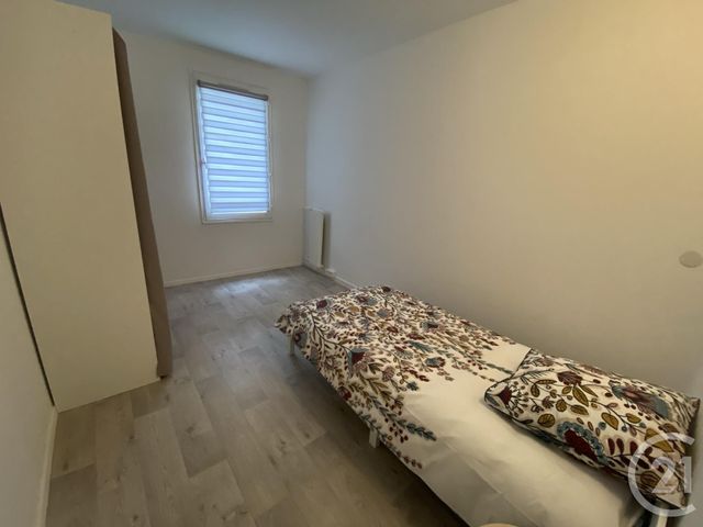Afficher la photo en grand Appartement F6 à louer - 6 pièces - 100.73 m2 - CERGY - 95 - ILE-DE-FRANCE - Century 21 Osmose