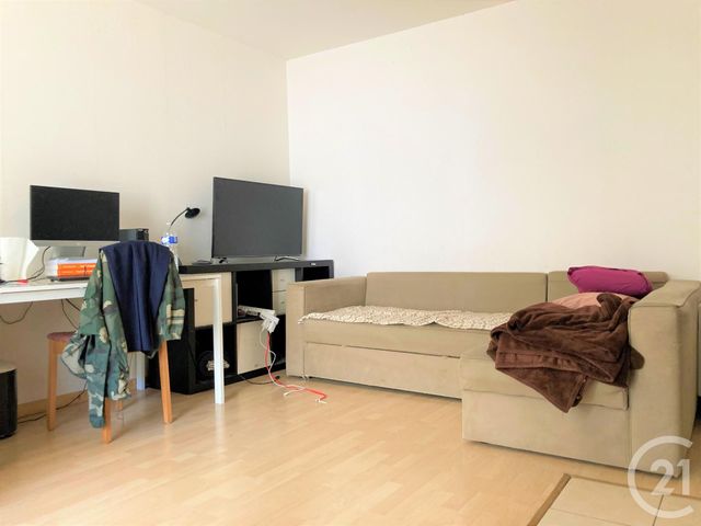 Afficher la photo en grand Appartement F2 à vendre - 2 pièces - 43.29 m2 - CERGY - 95 - ILE-DE-FRANCE - Century 21 Osmose