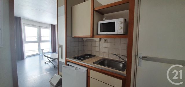 Studio à vendre - 1 pièce - 27.85 m2 - CERGY - 95 - ILE-DE-FRANCE - Century 21 Osmose Studio à vendre - 1 pièce - 27.85 m2 - CERGY - 95 - ILE-DE-FRANCE - Century 21 Osmose