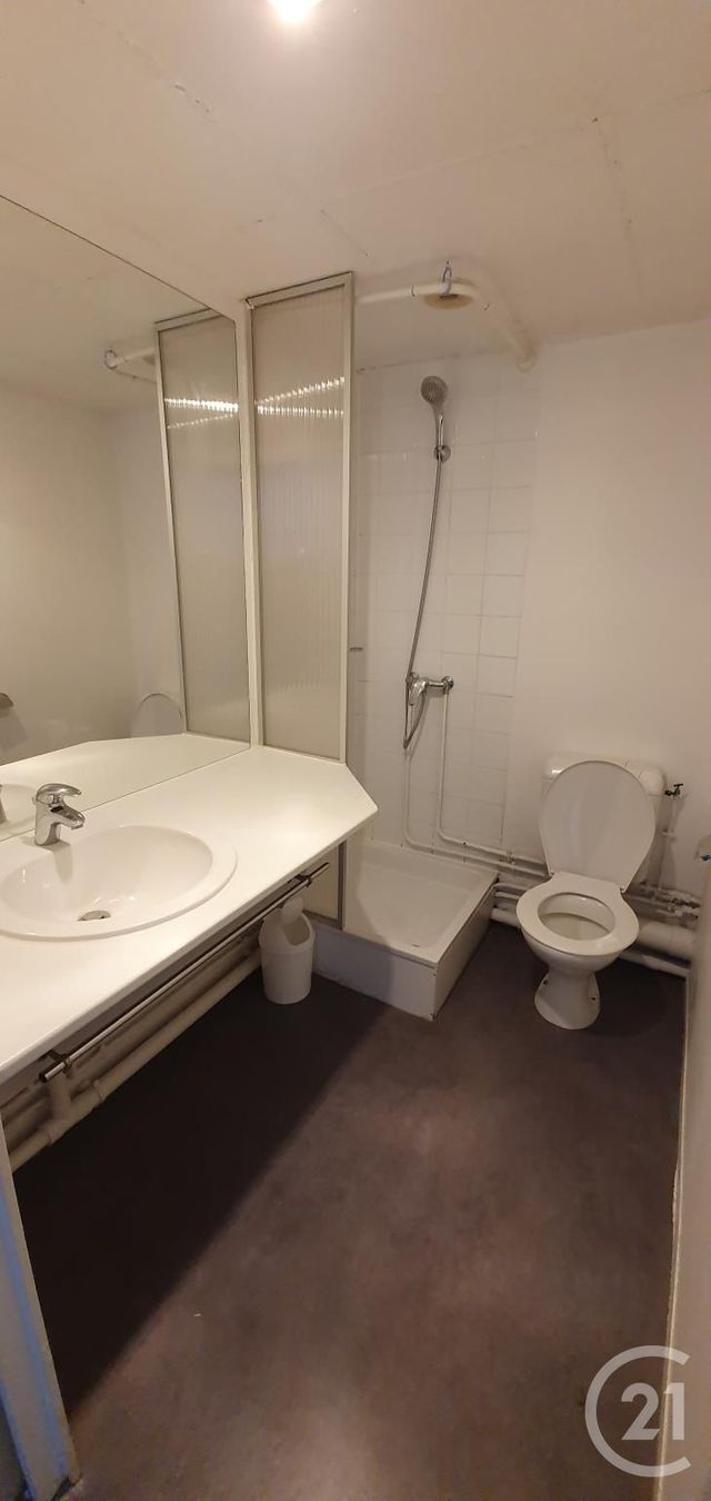 Studio à vendre - 1 pièce - 27.85 m2 - CERGY - 95 - ILE-DE-FRANCE - Century 21 Osmose Studio à vendre - 1 pièce - 27.85 m2 - CERGY - 95 - ILE-DE-FRANCE - Century 21 Osmose