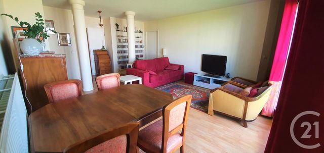 Appartement F3 à vendre - 3 pièces - 75.63 m2 - CERGY - 95 - ILE-DE-FRANCE - Century 21 Osmose Appartement F3 à vendre - 3 pièces - 75.63 m2 - CERGY - 95 - ILE-DE-FRANCE - Century 21 Osmose