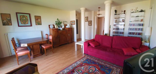 Appartement F3 à vendre - 3 pièces - 75.63 m2 - CERGY - 95 - ILE-DE-FRANCE - Century 21 Osmose Appartement F3 à vendre - 3 pièces - 75.63 m2 - CERGY - 95 - ILE-DE-FRANCE - Century 21 Osmose