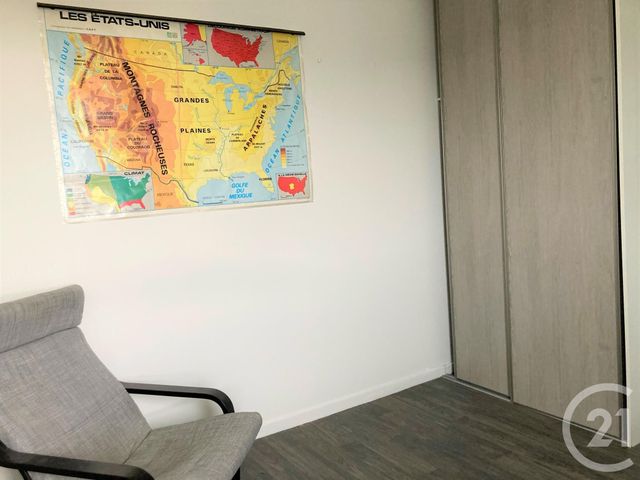 Afficher la photo en grand Appartement F3 à vendre - 3 pièces - 57.0 m2 - CERGY - 95 - ILE-DE-FRANCE - Century 21 Osmose