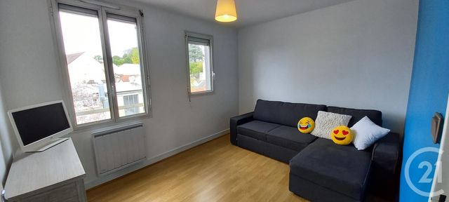 Afficher la photo en grand Appartement F3 à vendre - 3 pièces - 64.65 m2 - PONTOISE - 95 - ILE-DE-FRANCE - Century 21 Osmose