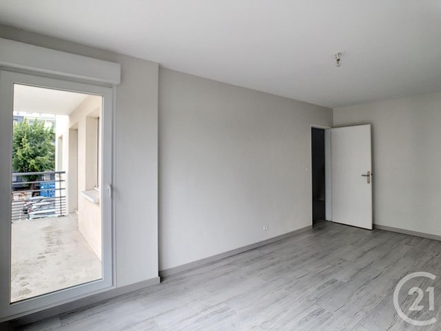 Afficher la photo en grand Appartement F3 à louer - 3 pièces - 63.48 m2 - PONTOISE - 95 - ILE-DE-FRANCE - Century 21 Osmose