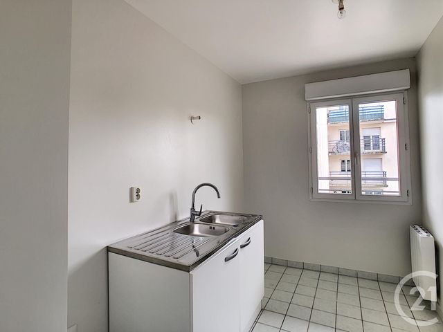 Afficher la photo en grand Appartement F3 à louer - 3 pièces - 63.48 m2 - PONTOISE - 95 - ILE-DE-FRANCE - Century 21 Osmose