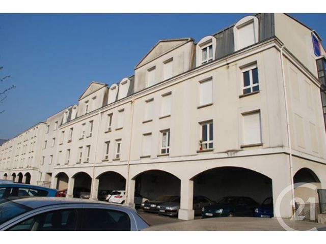 Afficher la photo en grand Studio à louer - 1 pièce - 18.0 m2 - CERGY - 95 - ILE-DE-FRANCE - Century 21 Osmose