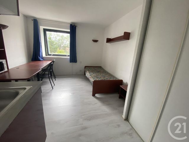 Afficher la photo en grand Studio à louer - 1 pièce - 18.0 m2 - CERGY - 95 - ILE-DE-FRANCE - Century 21 Osmose