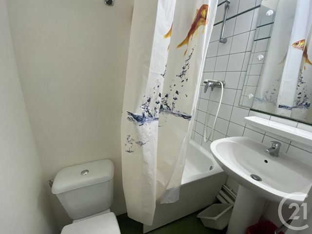 Afficher la photo en grand Studio à louer - 1 pièce - 18.0 m2 - CERGY - 95 - ILE-DE-FRANCE - Century 21 Osmose