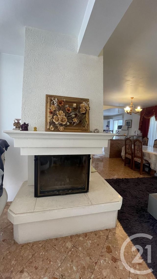 Afficher la photo en grand maison à vendre - 7 pièces - 153.31 m2 - OSNY - 95 - ILE-DE-FRANCE - Century 21 Osmose