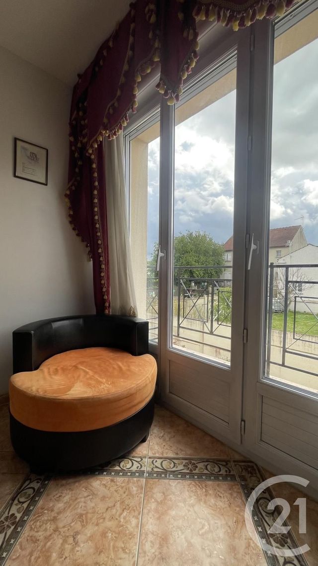 Afficher la photo en grand maison à vendre - 7 pièces - 153.31 m2 - OSNY - 95 - ILE-DE-FRANCE - Century 21 Osmose