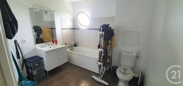 Afficher la photo en grand Studio à vendre - 1 pièce - 35.61 m2 - CERGY - 95 - ILE-DE-FRANCE - Century 21 Osmose