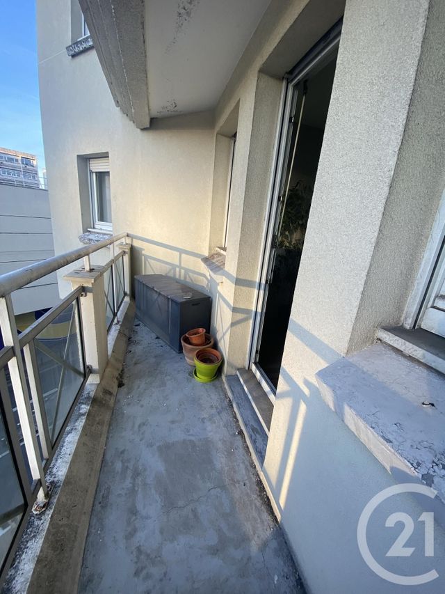 Appartement F2 à louer - 2 pièces - 51.96 m2 - CERGY - 95 - ILE-DE-FRANCE - Century 21 Osmose