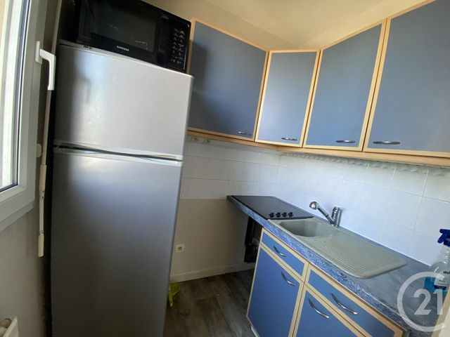 Appartement F1 à louer - 1 pièce - 21.8 m2 - CERGY - 95 - ILE-DE-FRANCE - Century 21 Osmose