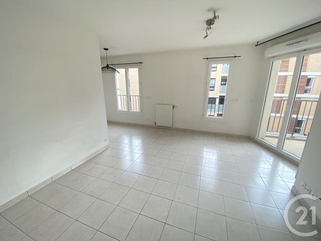 Appartement F2 à louer - 2 pièces - 38.77 m2 - CERGY - 95 - ILE-DE-FRANCE - Century 21 Osmose