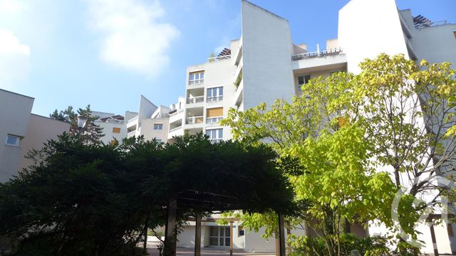 Appartement F4 à louer - 5 pièces - 80.0 m2 - CERGY - 95 - ILE-DE-FRANCE - Century 21 Osmose