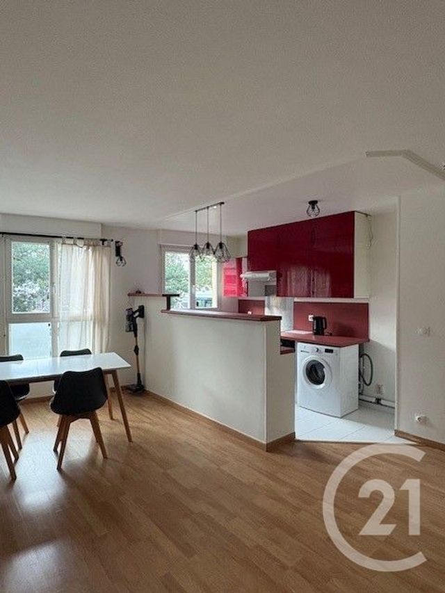 Appartement F3 à louer - 3 pièces - 60.65 m2 - CERGY - 95 - ILE-DE-FRANCE - Century 21 Osmose