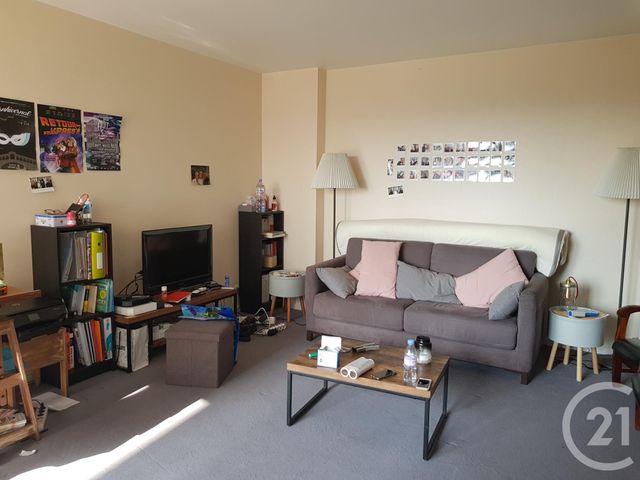 Appartement F1 à louer - 1 pièce - 35.25 m2 - CERGY - 95 - ILE-DE-FRANCE - Century 21 Osmose