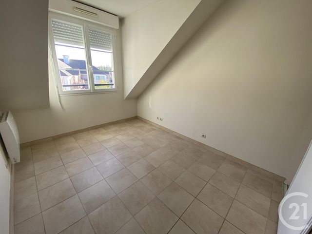 Appartement F3 à louer - 3 pièces - 56.62 m2 - CERGY - 95 - ILE-DE-FRANCE - Century 21 Osmose