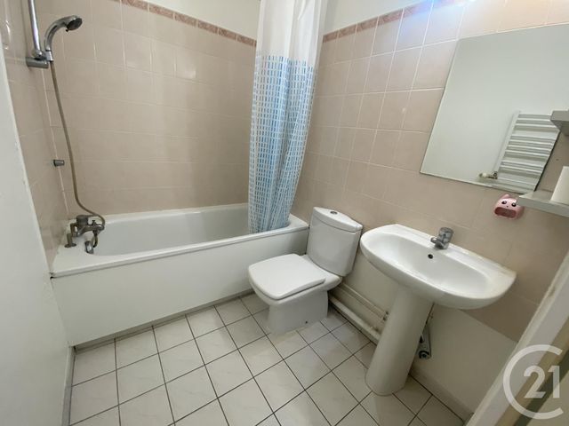 Appartement T1 à louer - 1 pièce - 25.14 m2 - CERGY - 95 - ILE-DE-FRANCE - Century 21 Osmose