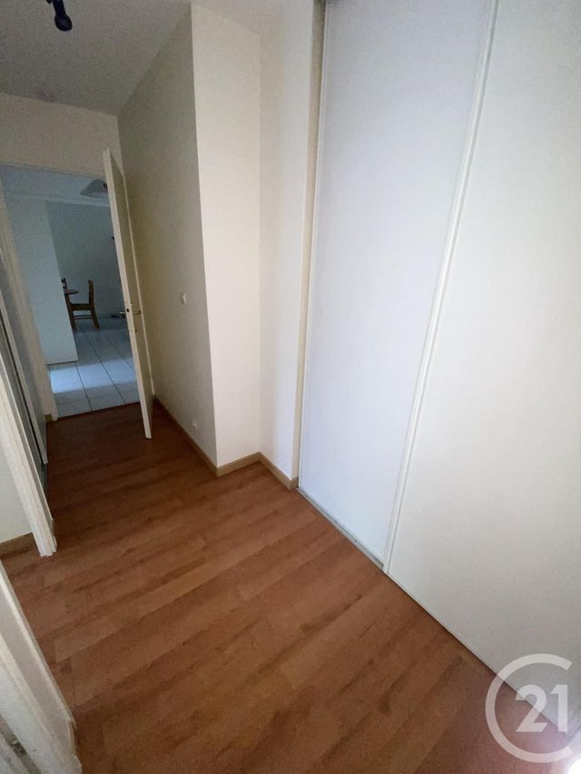 Appartement F3 à louer - 3 pièces - 65.25 m2 - CERGY - 95 - ILE-DE-FRANCE - Century 21 Osmose