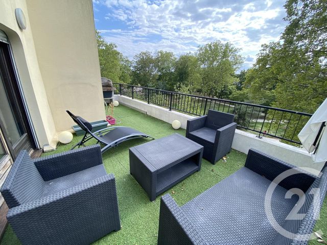 Appartement F3 à louer - 3 pièces - 60.6 m2 - CERGY - 95 - ILE-DE-FRANCE - Century 21 Osmose