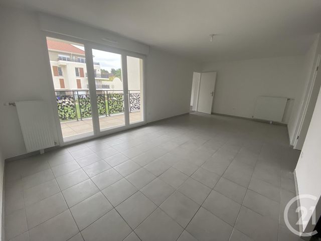 Appartement F2 à louer - 2 pièces - 56.35 m2 - JOUY LE MOUTIER - 95 - ILE-DE-FRANCE - Century 21 Osmose