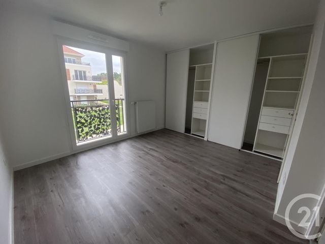 Appartement F2 à louer - 2 pièces - 56.35 m2 - JOUY LE MOUTIER - 95 - ILE-DE-FRANCE - Century 21 Osmose