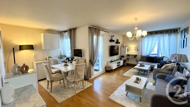 Appartement F4 à vendre - 4 pièces - 83.5 m2 - CERGY - 95 - ILE-DE-FRANCE - Century 21 Osmose