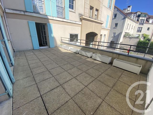 Appartement F2 à louer - 2 pièces - 56.05 m2 - CERGY - 95 - ILE-DE-FRANCE - Century 21 Osmose