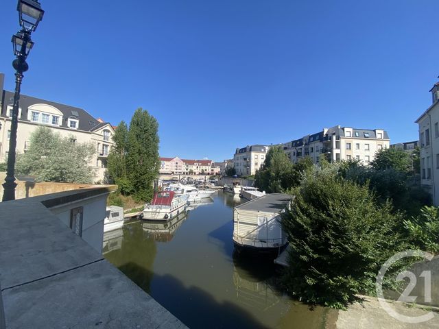 Appartement F2 à louer - 2 pièces - 56.05 m2 - CERGY - 95 - ILE-DE-FRANCE - Century 21 Osmose