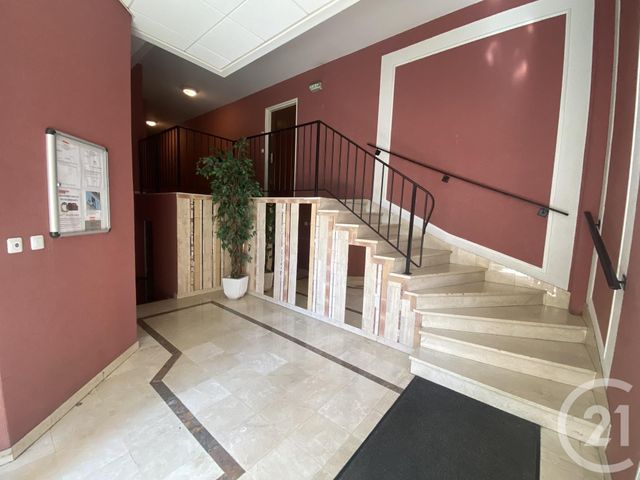 Appartement F2 à louer - 2 pièces - 56.05 m2 - CERGY - 95 - ILE-DE-FRANCE - Century 21 Osmose