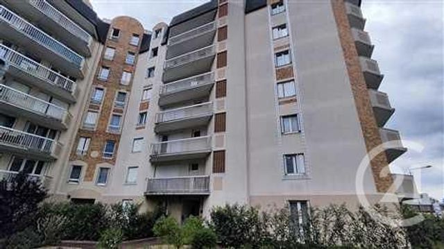 appartement à vendre - 2 pièces - 45.9 m2 - CERGY - 95 - ILE-DE-FRANCE - Century 21 Osmose