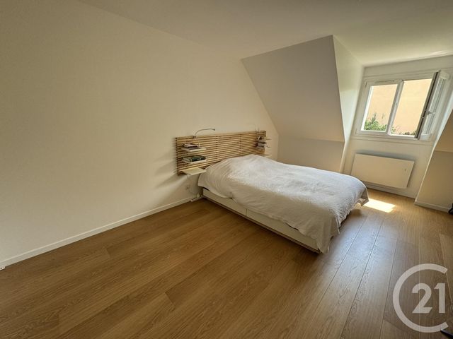 maison à louer - 6 pièces - 146.41 m2 - CERGY - 95 - ILE-DE-FRANCE - Century 21 Osmose