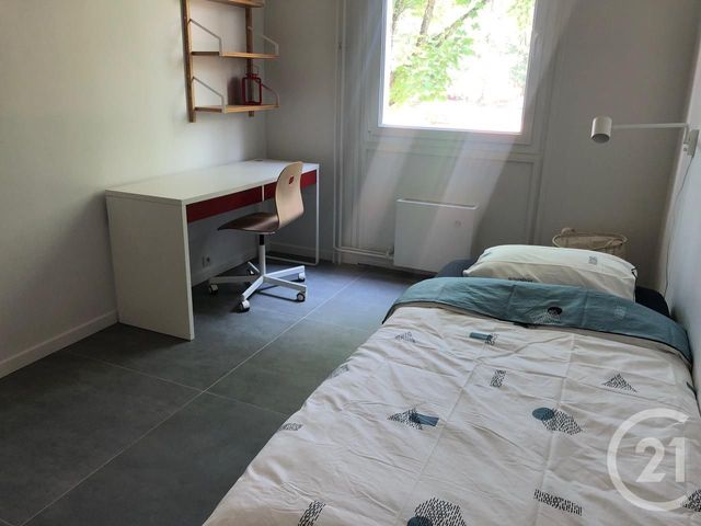 Appartement F4 à louer - 4 pièces - 82.27 m2 - CERGY - 95 - ILE-DE-FRANCE - Century 21 Osmose