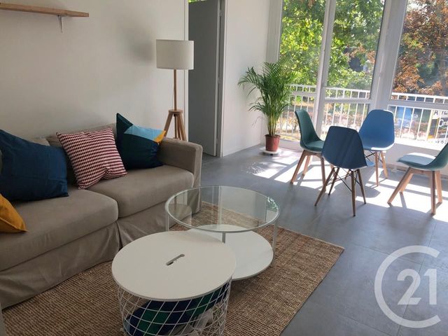 Appartement F4 à louer - 4 pièces - 82.27 m2 - CERGY - 95 - ILE-DE-FRANCE - Century 21 Osmose
