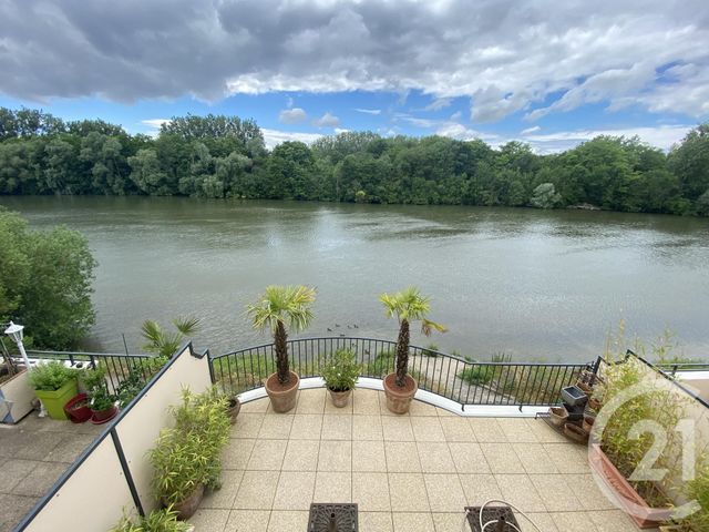 Appartement Studio à louer CERGY