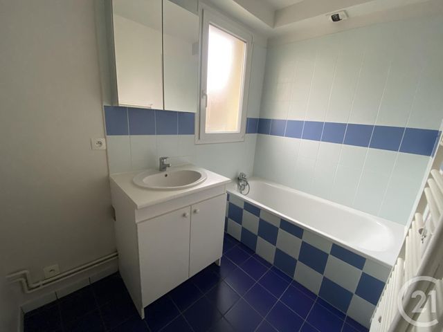 Appartement F2 à louer - 2 pièces - 46.31 m2 - CONFLANS STE HONORINE - 78 - ILE-DE-FRANCE - Century 21 Osmose