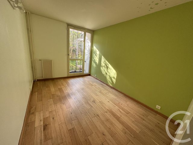 Appartement F4 à louer - 4 pièces - 78.4 m2 - CERGY - 95 - ILE-DE-FRANCE - Century 21 Osmose