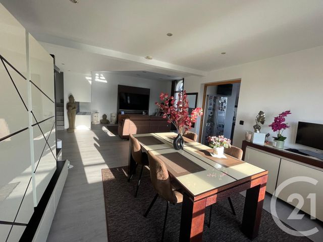 Afficher la photo en grand Appartement à vendre - 6 pièces - 162.08 m2 - CERGY - 95 - ILE-DE-FRANCE - Century 21 Osmose