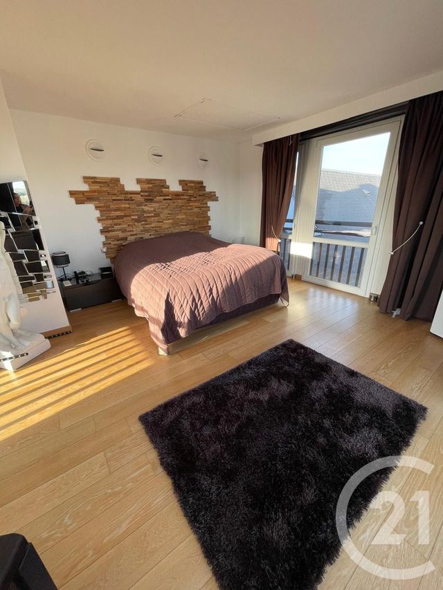 Afficher la photo en grand Appartement à vendre - 6 pièces - 162.08 m2 - CERGY - 95 - ILE-DE-FRANCE - Century 21 Osmose