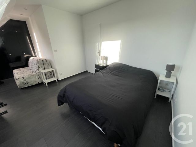 Afficher la photo en grand Appartement à vendre - 6 pièces - 162.08 m2 - CERGY - 95 - ILE-DE-FRANCE - Century 21 Osmose